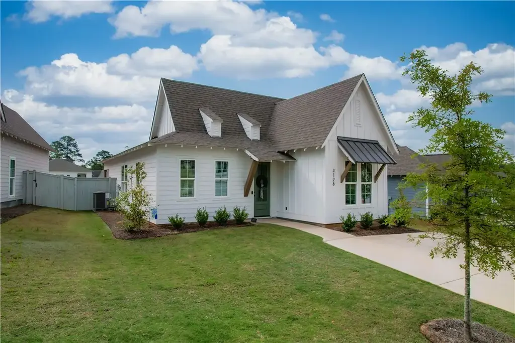 3128 Bottle Way, Auburn