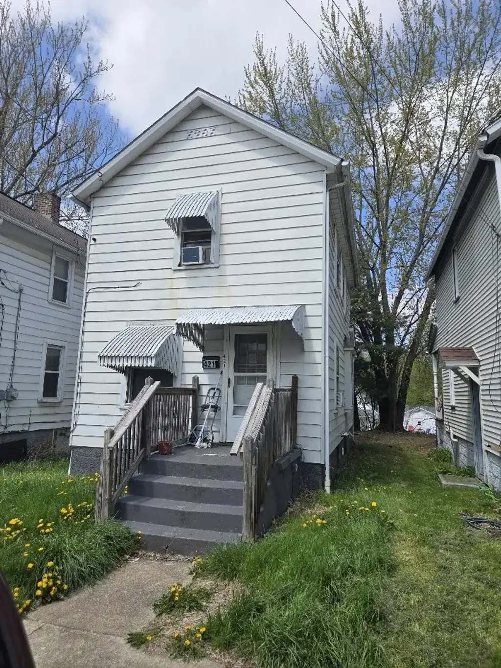 421 North Street , Sharon