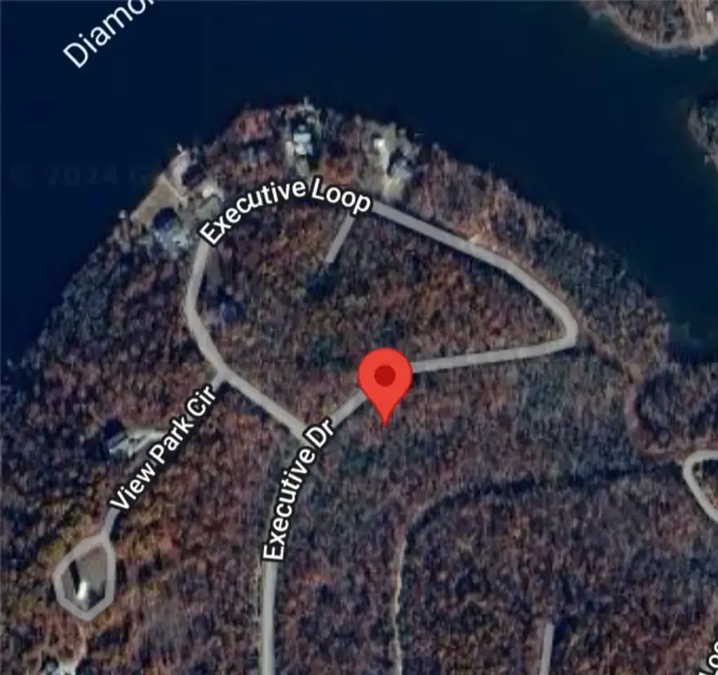 1216 Executive Drive, Horseshoe Bend