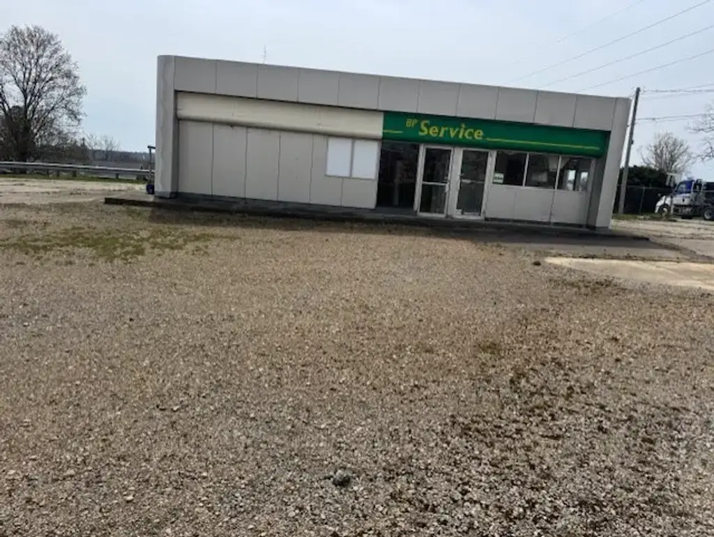 1206 Butler Avenue - Rt 422, New Castle