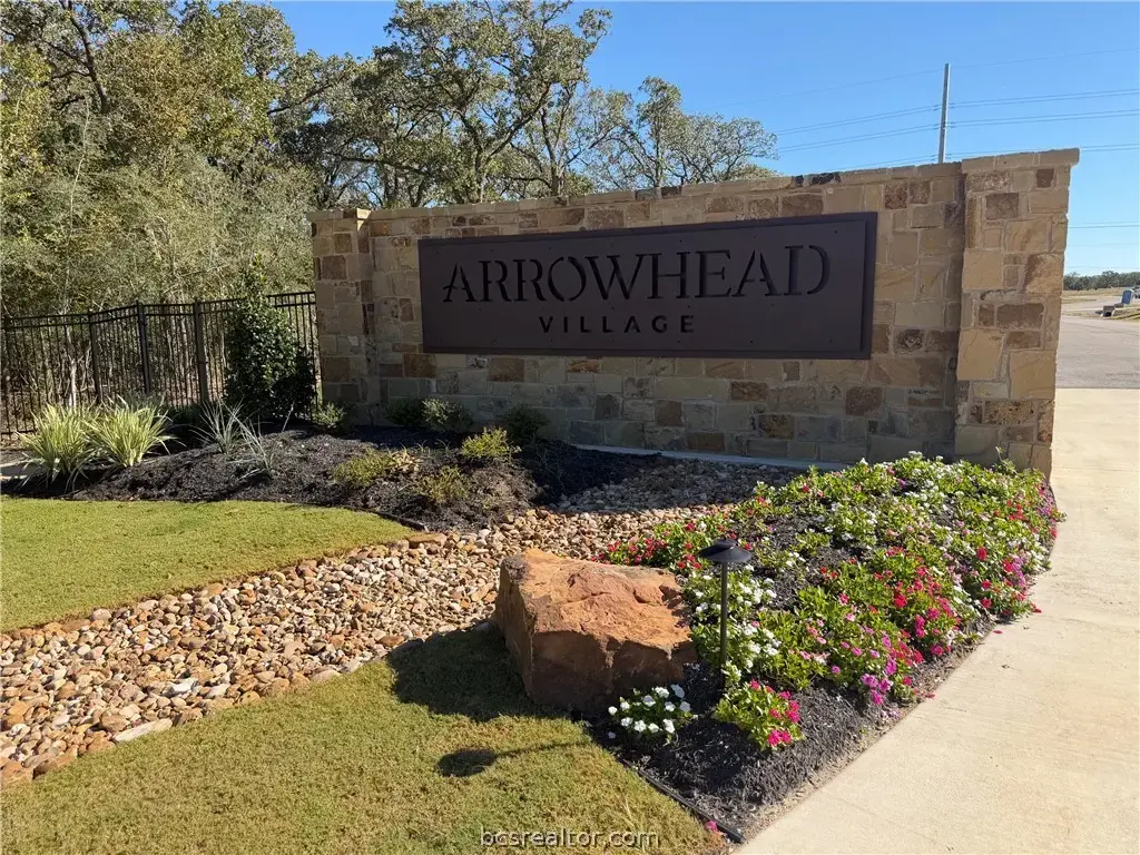 1322 Arrowhead Village Trail, College Station