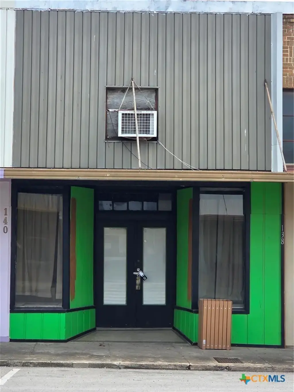 140 E Main Street, Yorktown