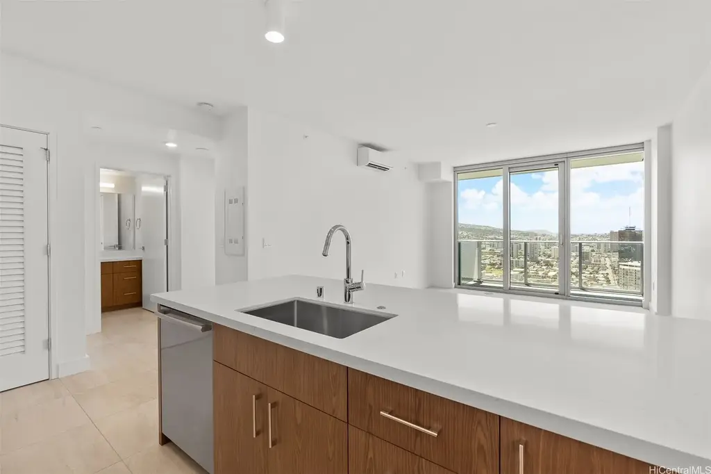 629 Keeaumoku Street # 3705, Honolulu