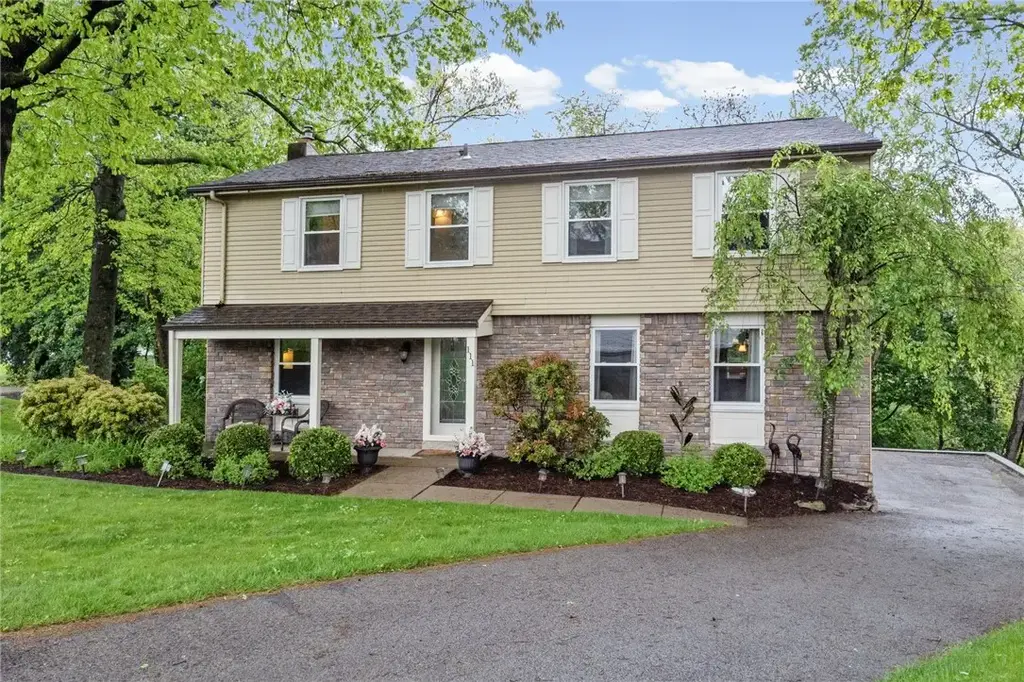 111 William Penn Circle, Leet