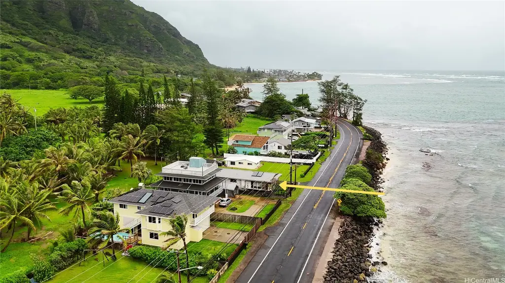 51-132 Kamehameha Highway, Kaaawa