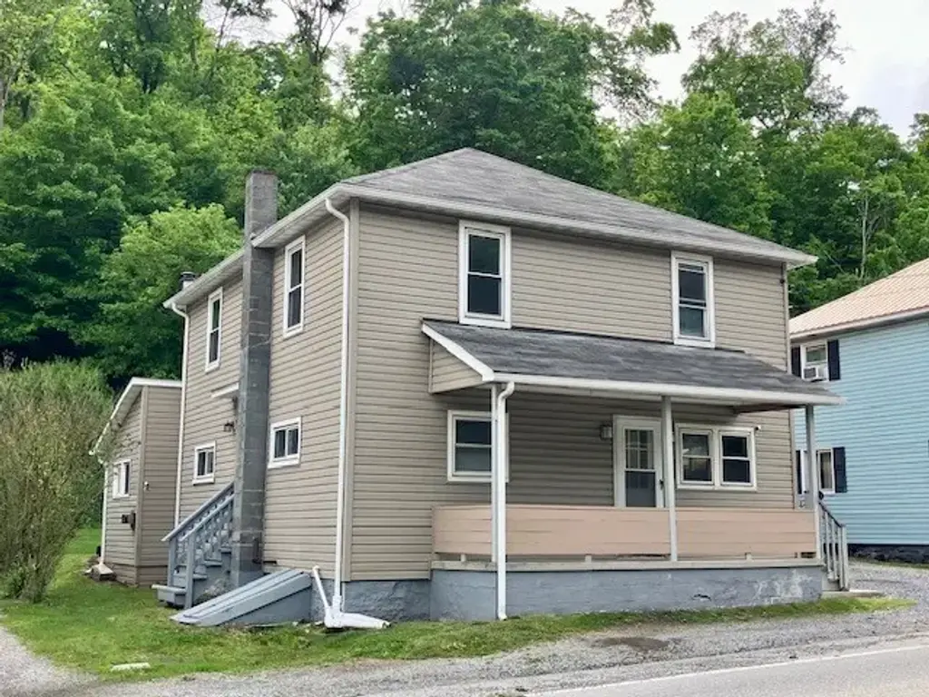 862 Main Street, Conemaugh