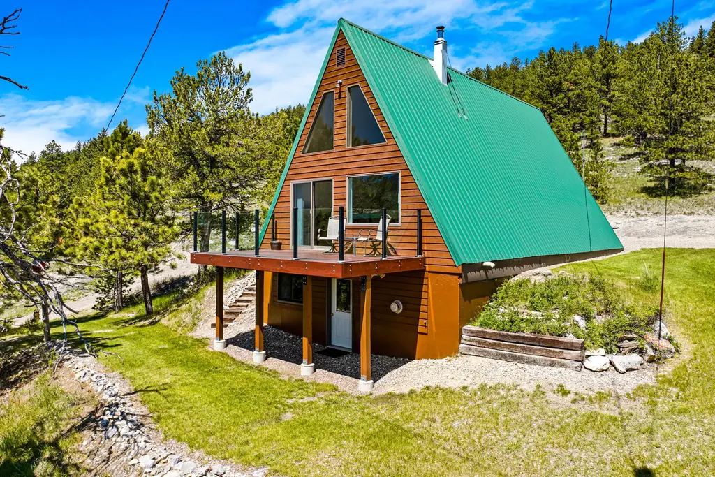 3567 Limestone Canyon Road, Raynesford