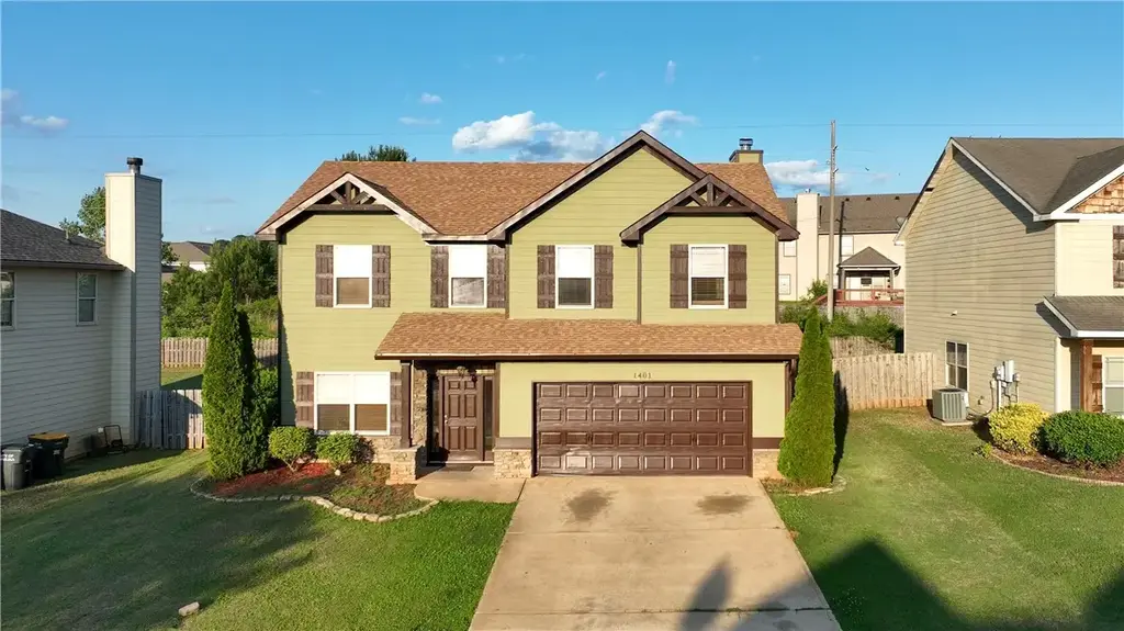 1401 Southwick Ln, Opelika