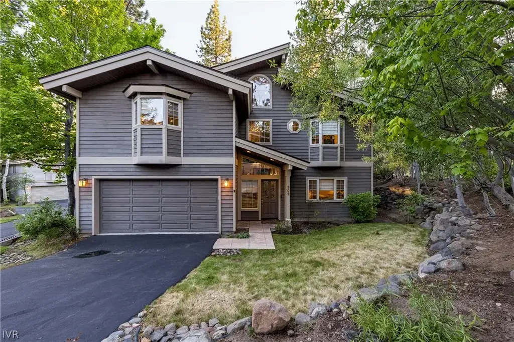909 Southwood Blvd, Incline Village