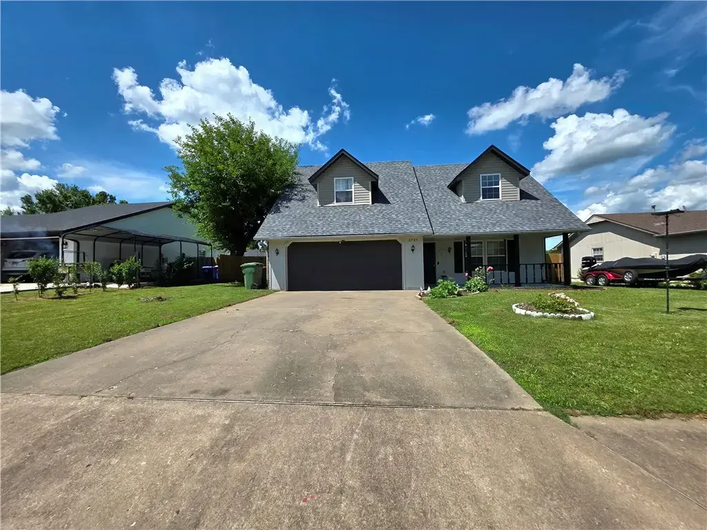 2705 West Sunset Drive, Rogers