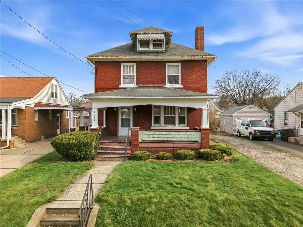 1045 Myrtle Place , Sharon