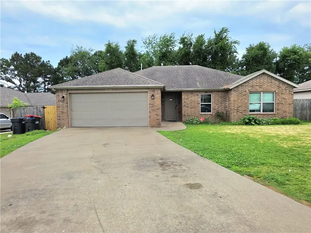 3453 Knox Loop, Springdale