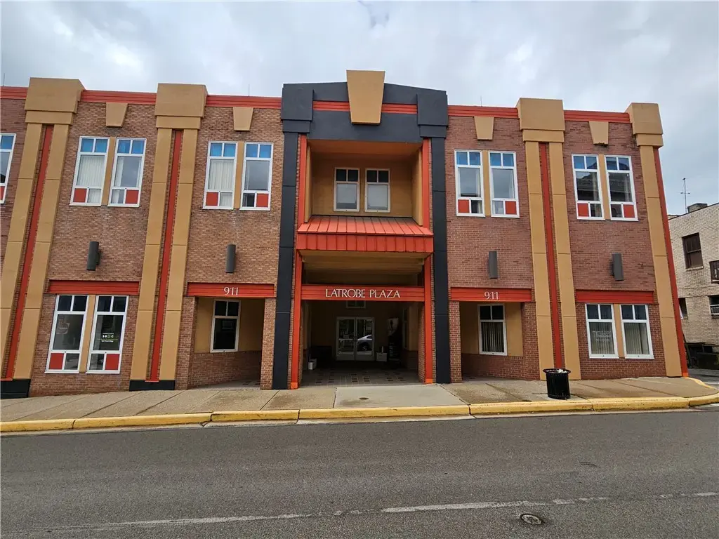 911 Ligonier Street Suite 004, Latrobe