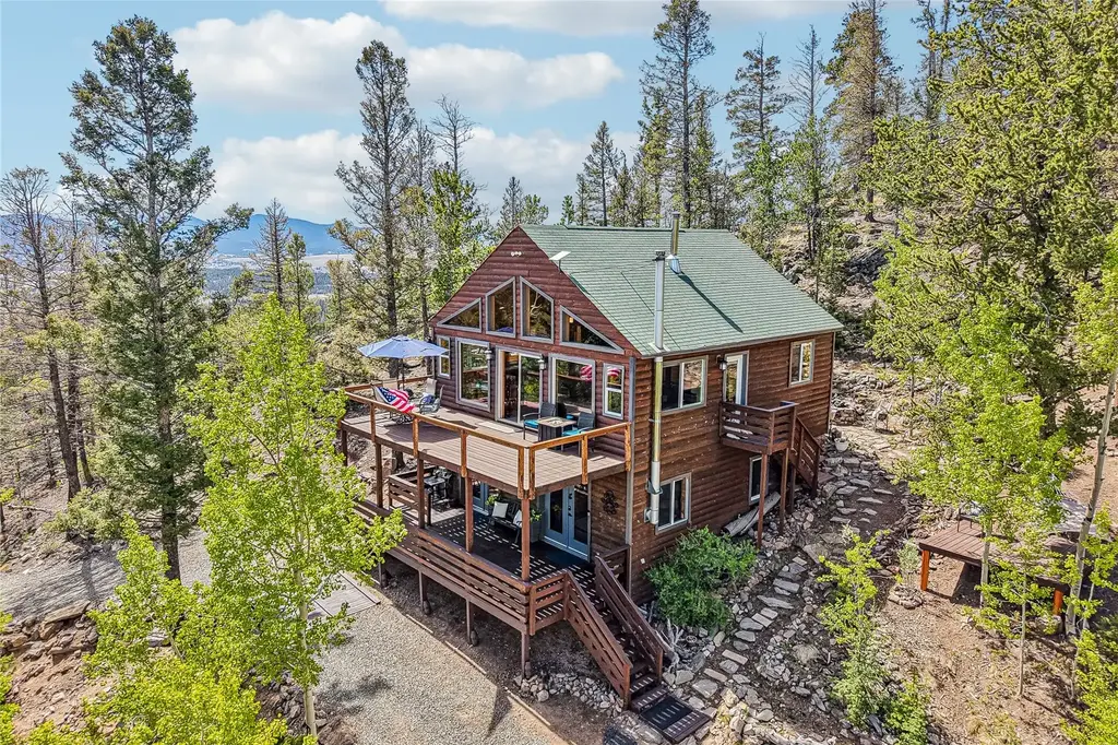 71 Red Cloud Drive, Jefferson