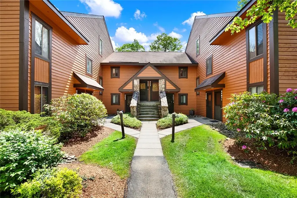 2405 Swiss Mountain Drive , Seven Springs Resort