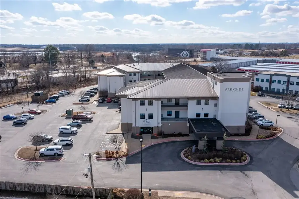 1120 S Walton Boulevard 140, Bentonville