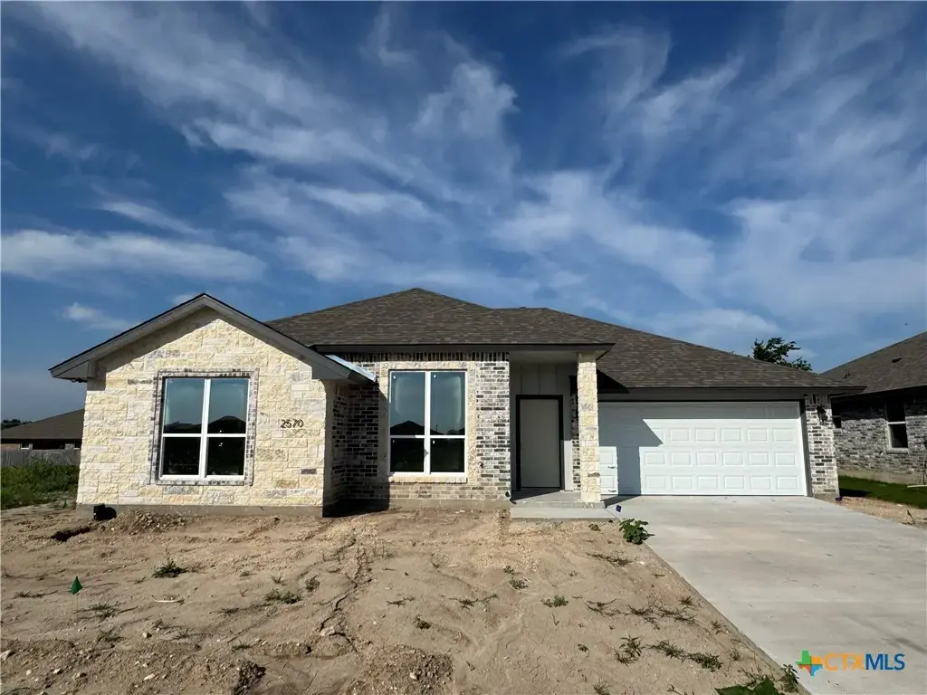 2570 Cowgirl Trail, Belton
