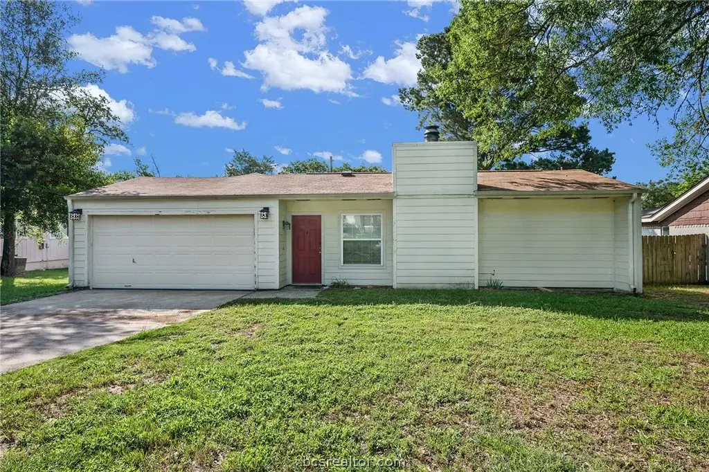 2609 Westwood Main Drive, Bryan