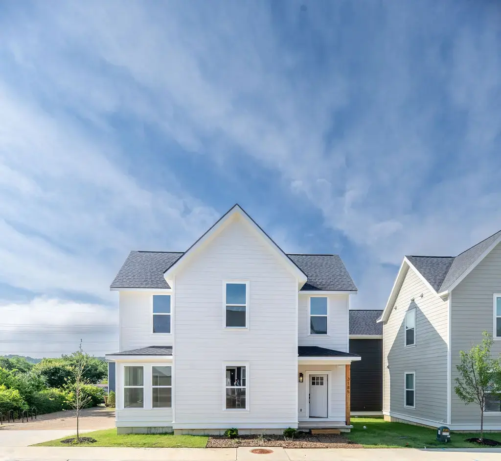 3185 W Salida Lane, Fayetteville