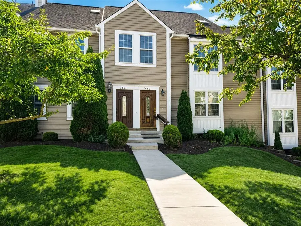 2663 Hunters Point Drive , Franklin Park