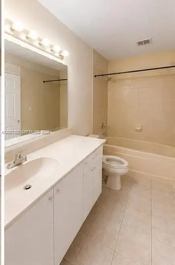 4 of 8 - 2811 Se 17th Avenue #206, Homestead, FL