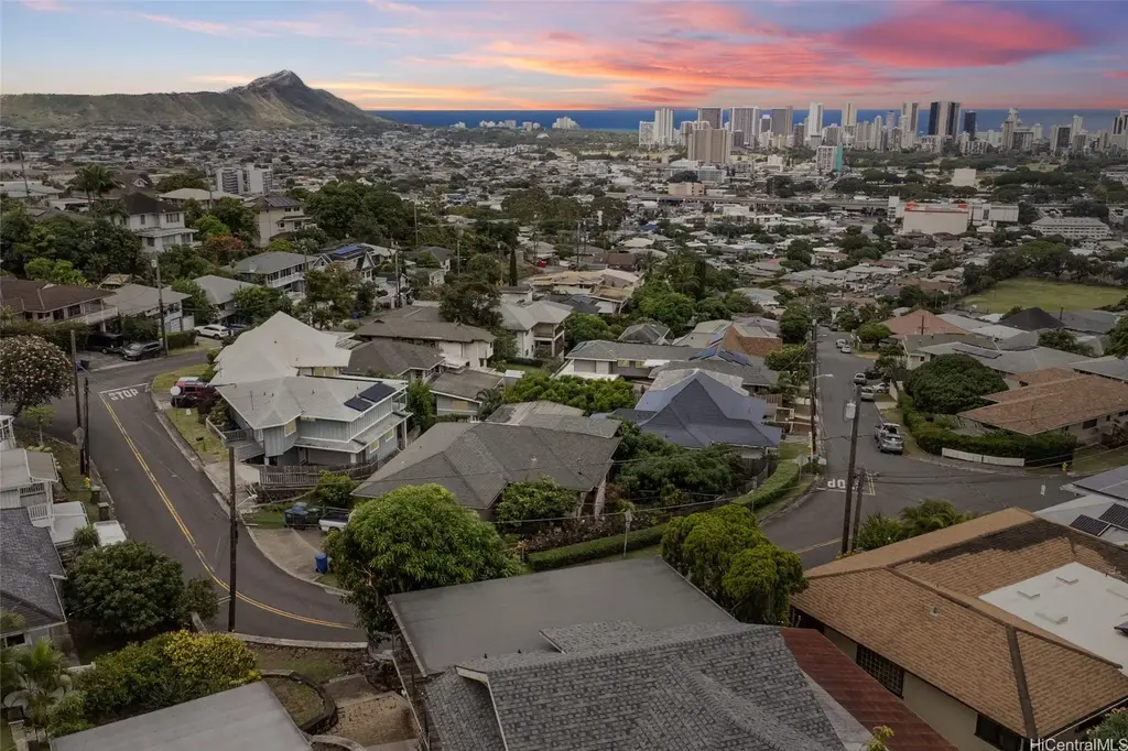 2970 Robert Place, Honolulu