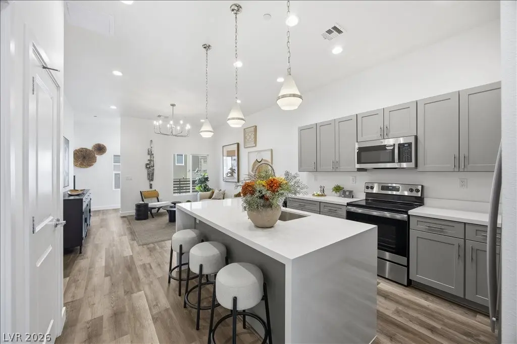 1181 Blossom Point Street, Las Vegas