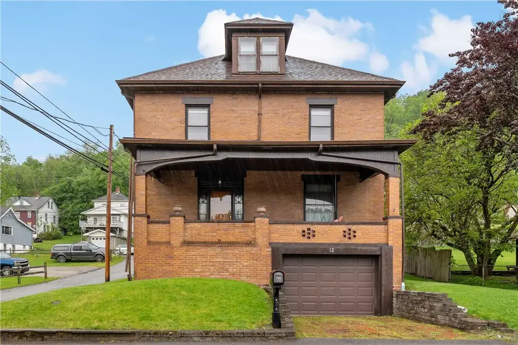 12 Short Street , Avella
