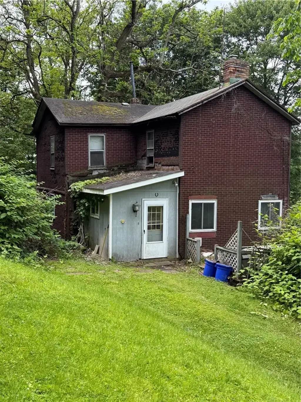 3624 Northern Pike, Monroeville