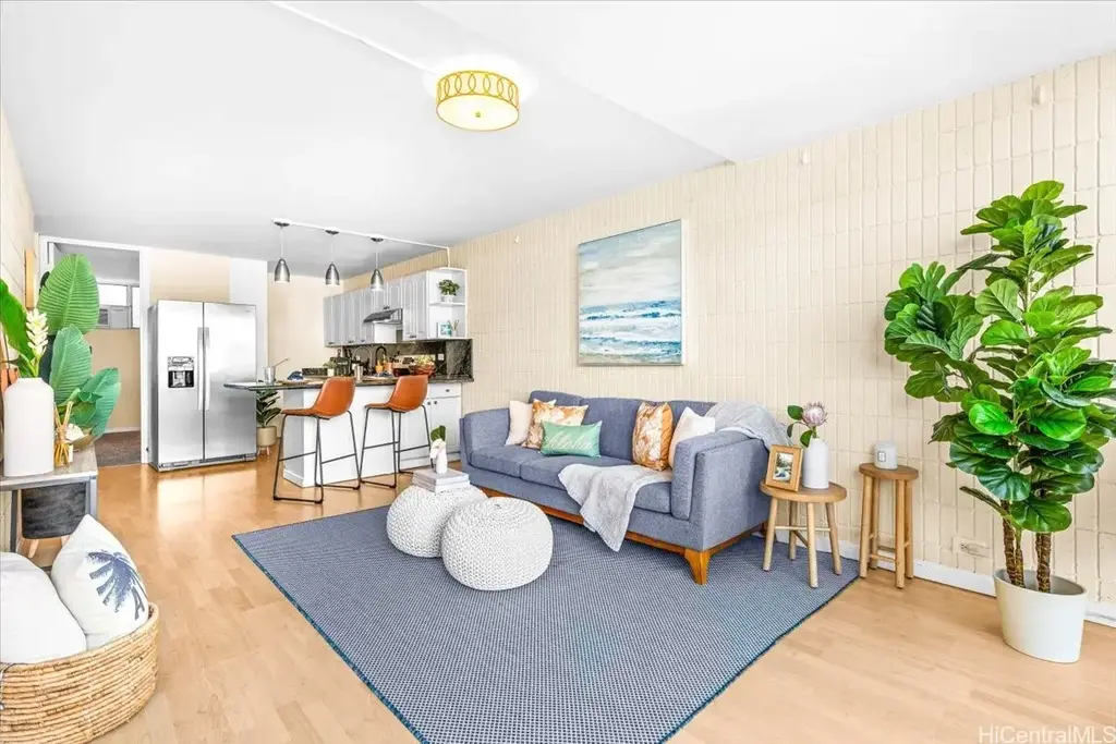 (unit #118) 1524 Pensacola Street, Honolulu