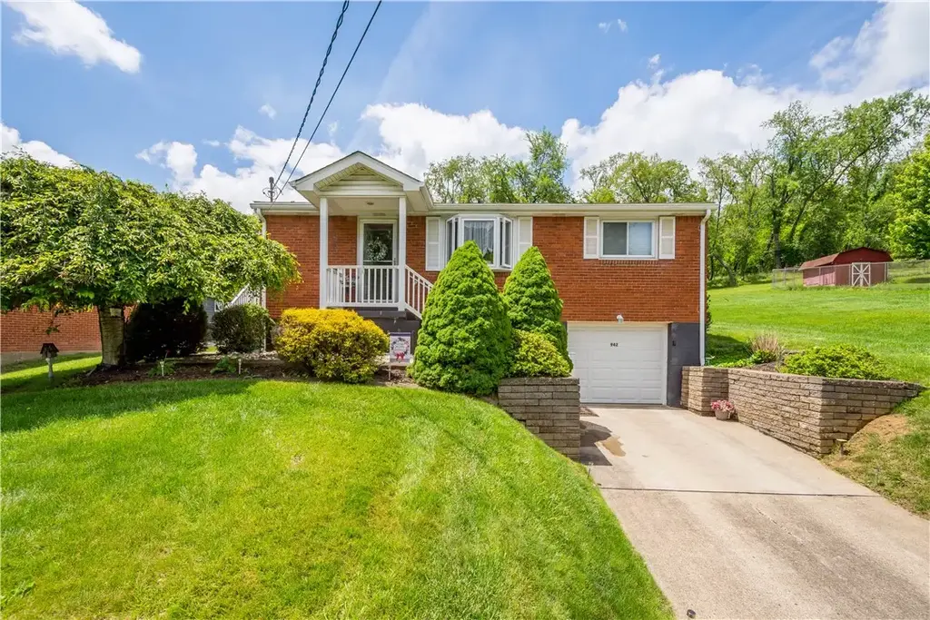 942 Scenery Drive , Elizabeth Twp/Boro