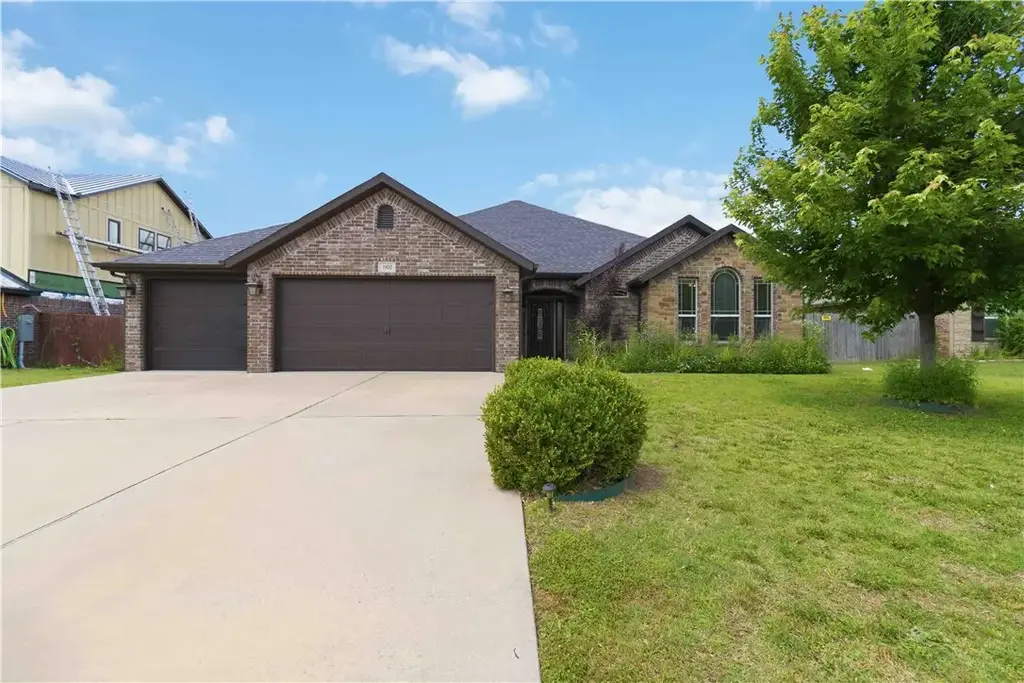 1900 Sw Birch Street, Bentonville