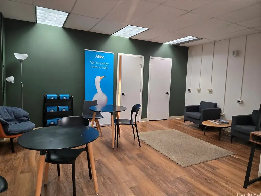 400 Hobron Lane # 2b, Honolulu