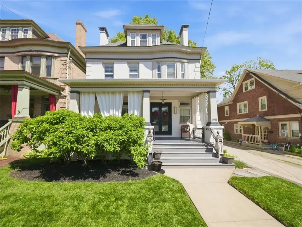 6611 Dalzell Place, Squirrel Hill