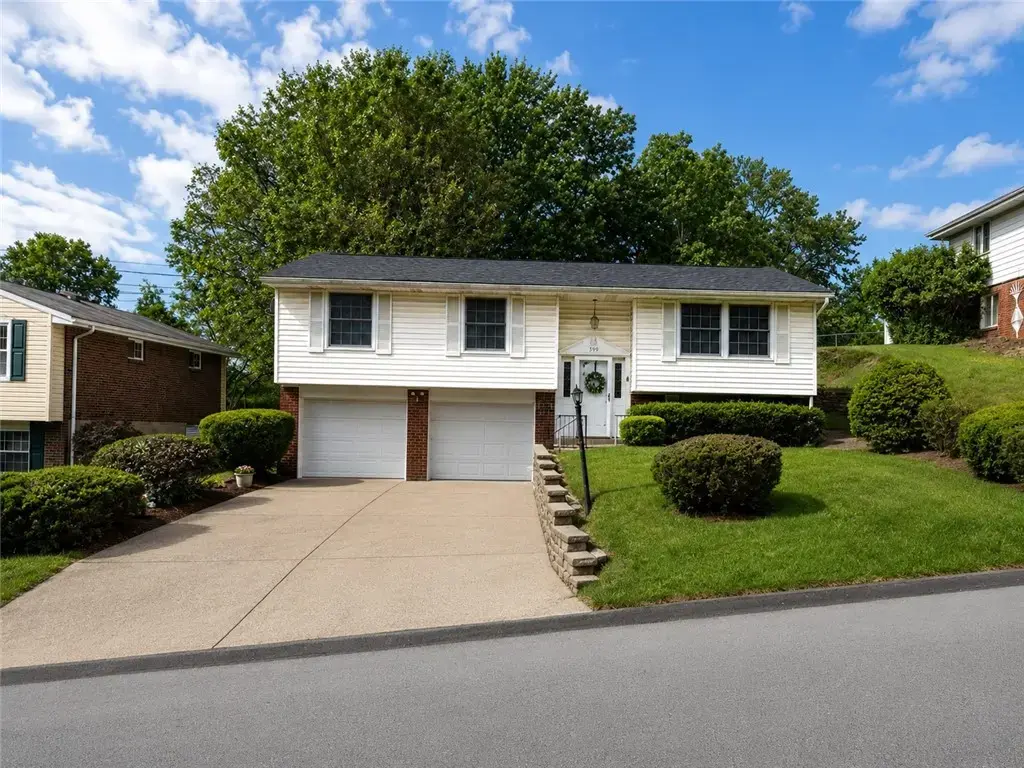 171 Crescent Garden Drive , Penn Hills