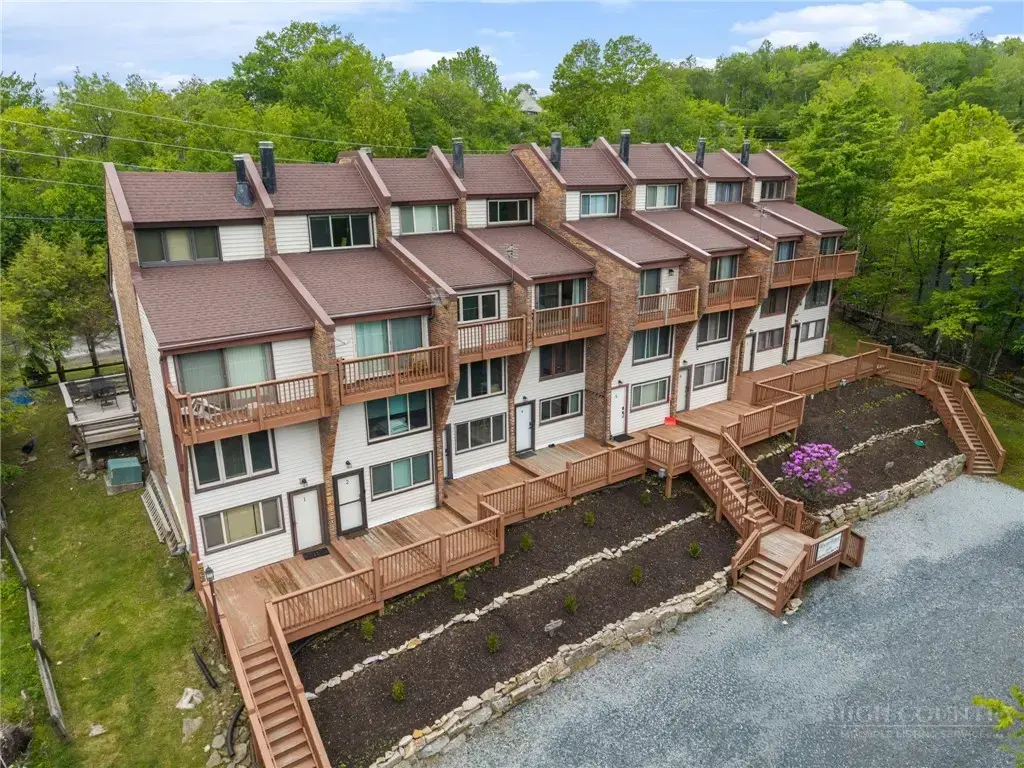 104 Snowplow Lane # 7, Beech Mountain