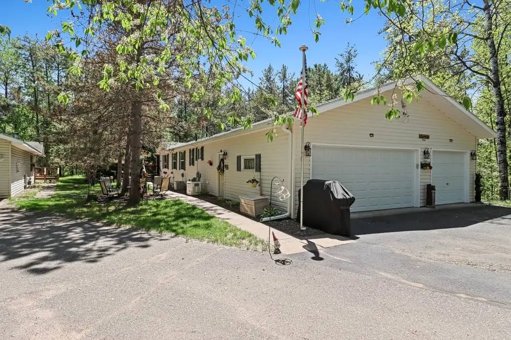 9089 Jenny Pl, St Germain