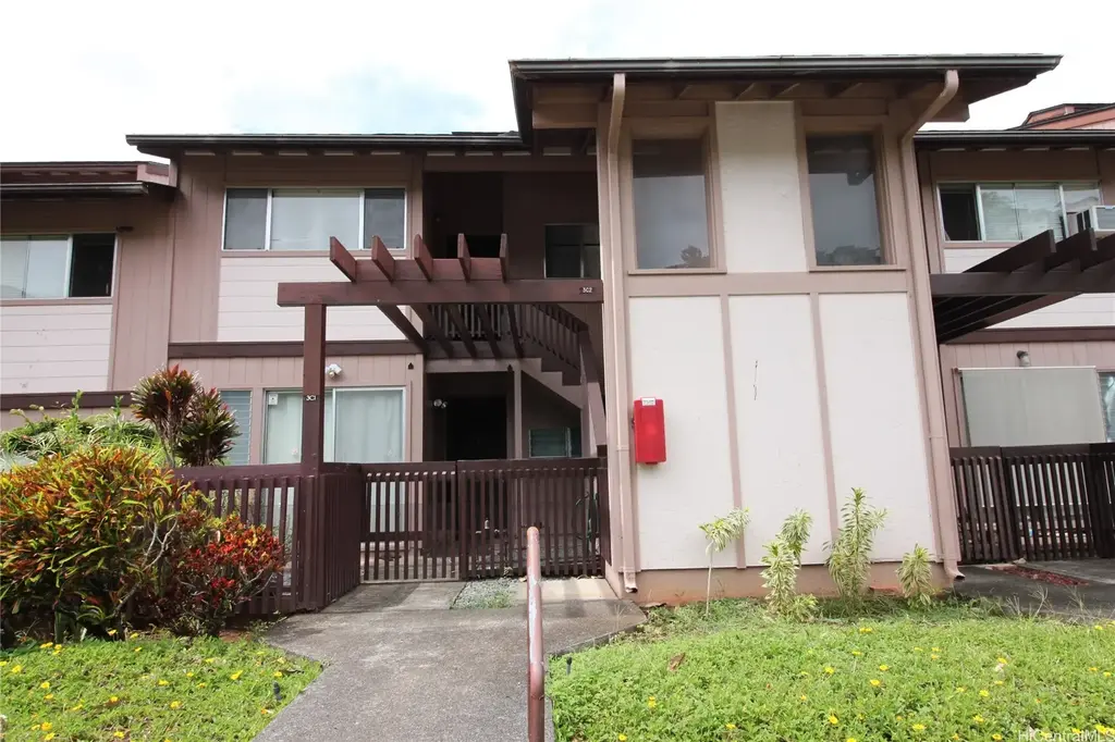 98-625 Kilinoe Street # 3c2, Aiea
