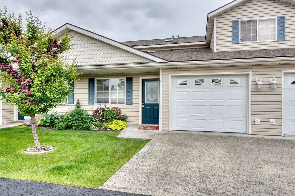 119 Alice Avenue C, Hamilton
