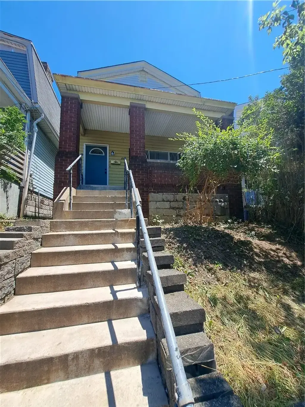 205 Dengler Street , Arlington