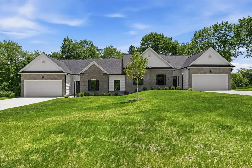 100-102 Huselton Drive, Penn