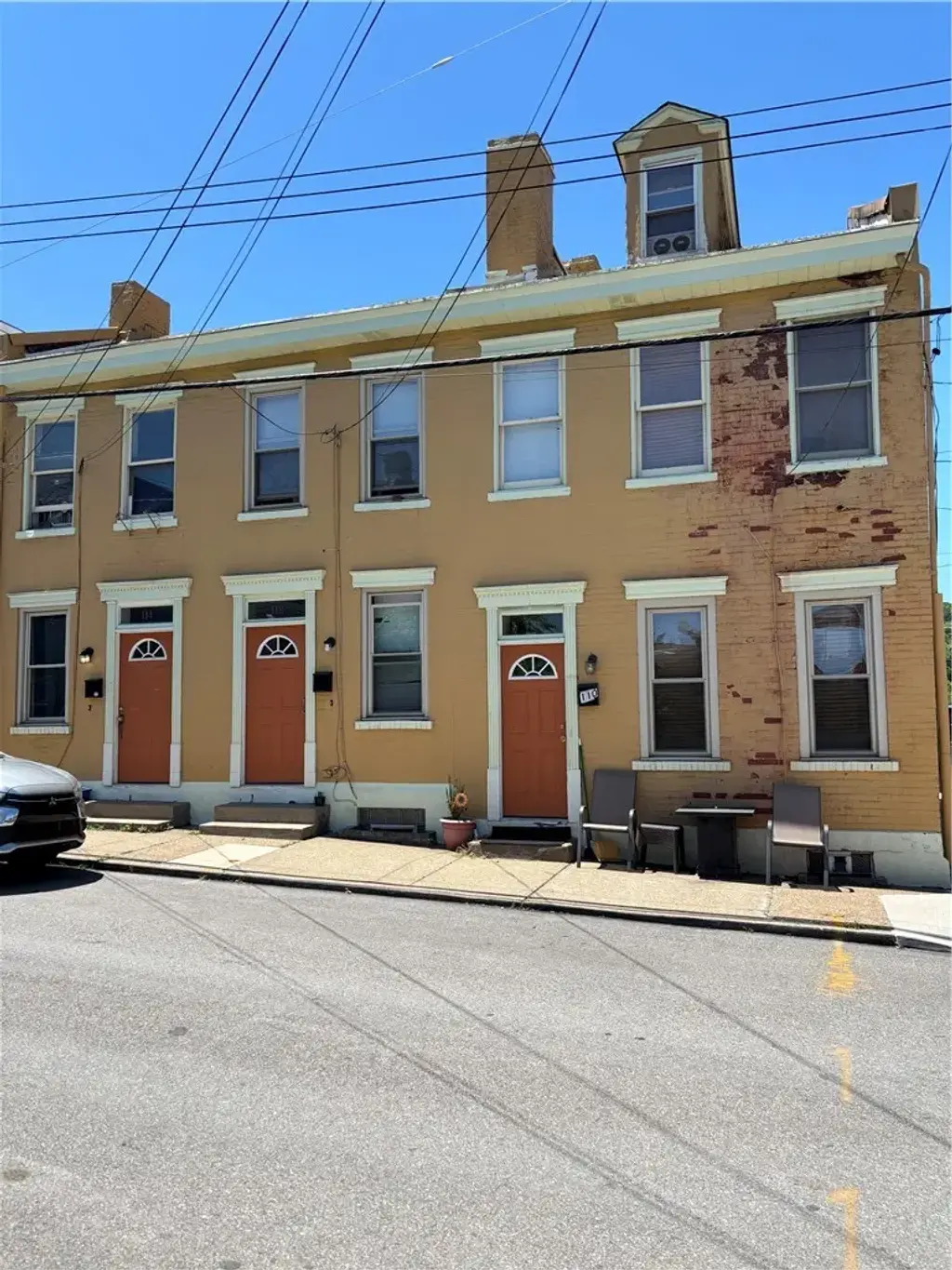 110-114 11th Street, South Side