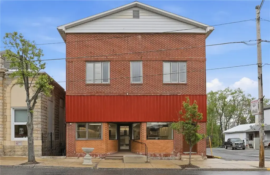 112 Sunshine Avenue , Central City Boro