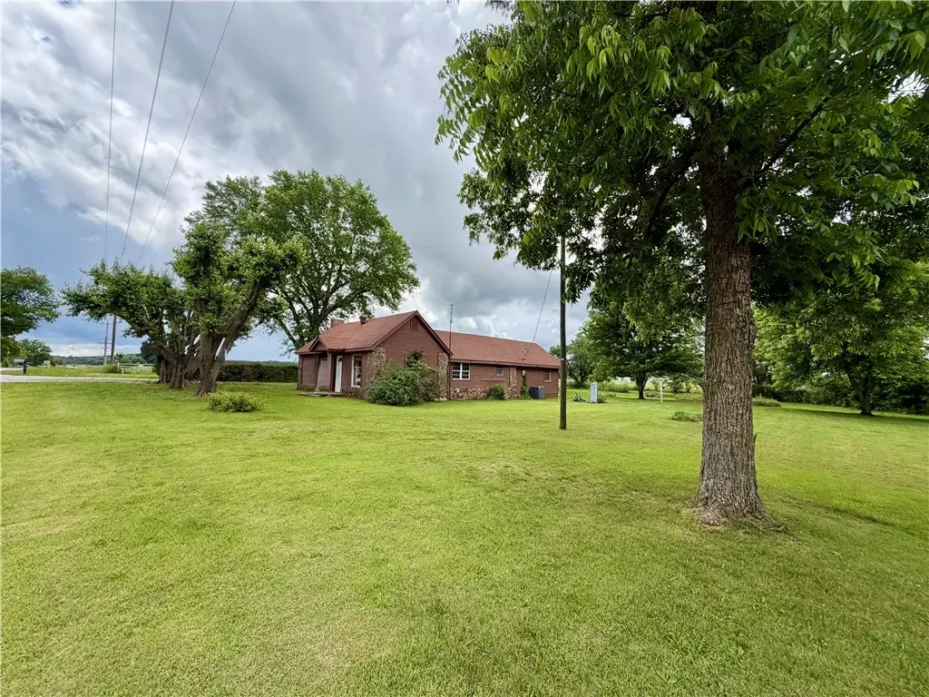 14077 Highway 72, Garfield