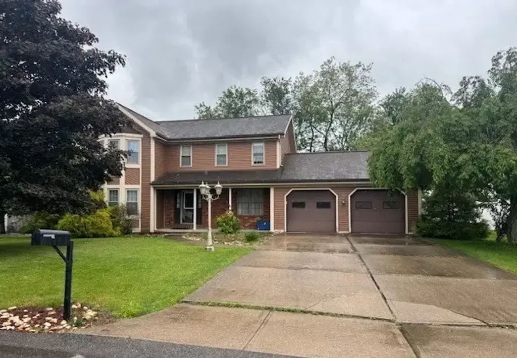 5006 Julia Lane , Kennedy