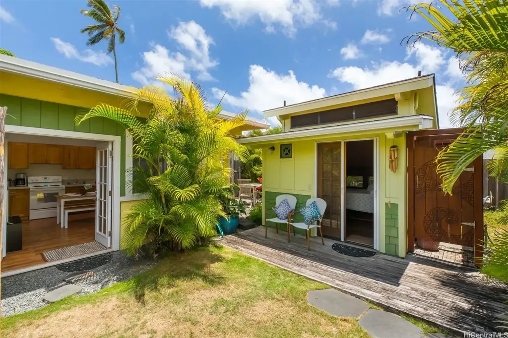 146 Maluniu Avenue # A (ohana), Kailua