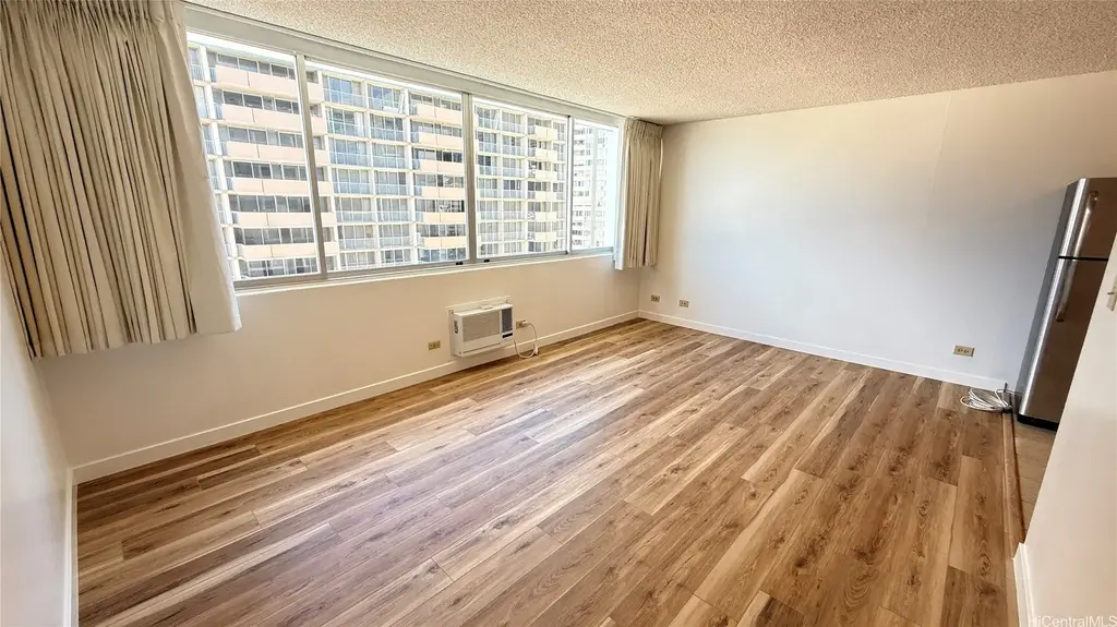 1560 Kanunu Street # 1108, Honolulu