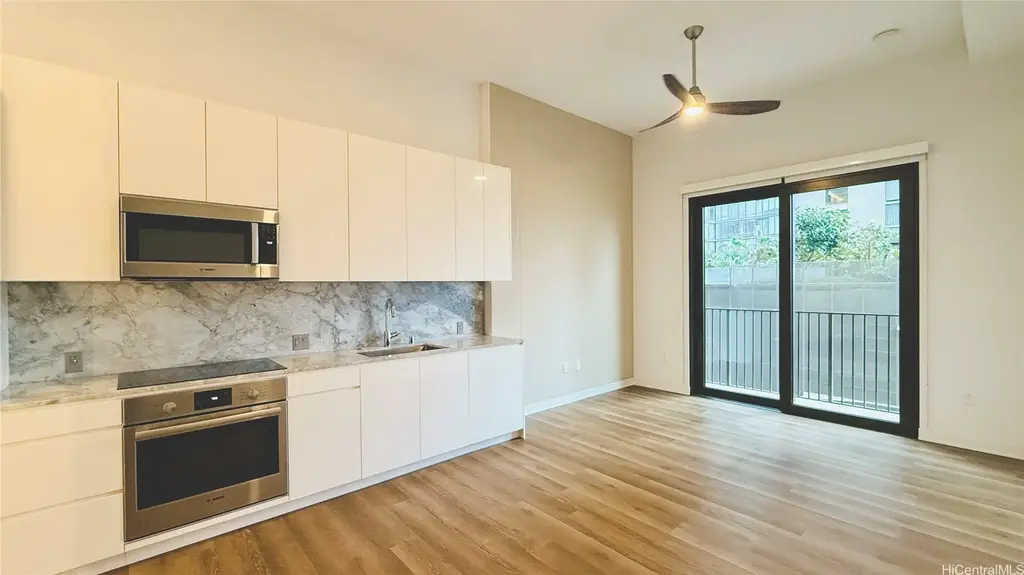 987 Queen Street # 806, Honolulu
