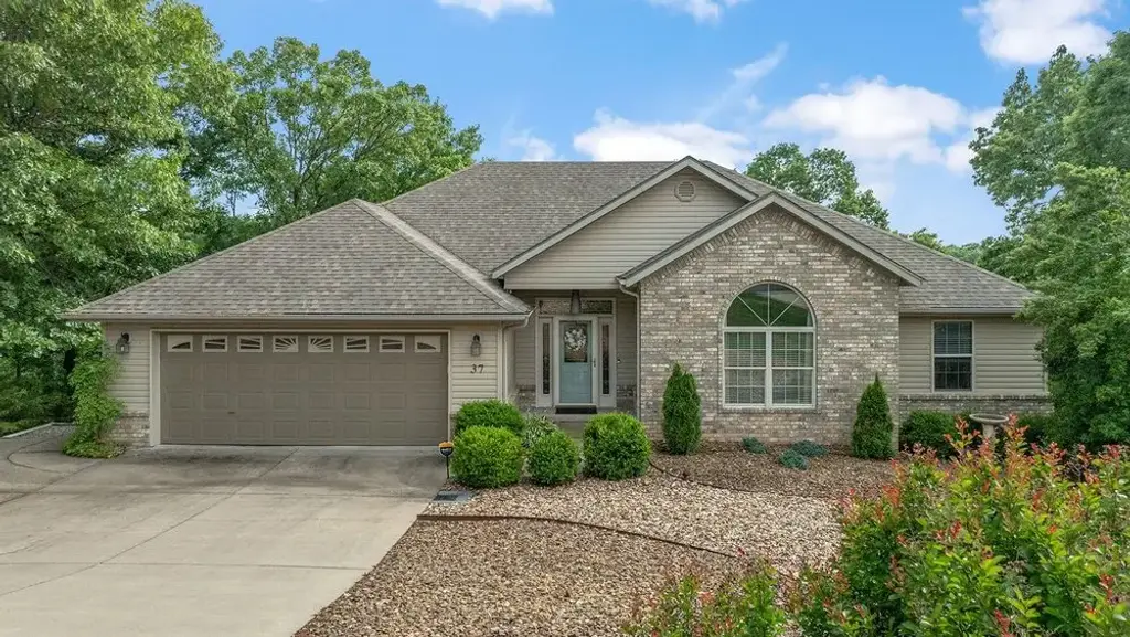 37 Grier Drive, Bella Vista
