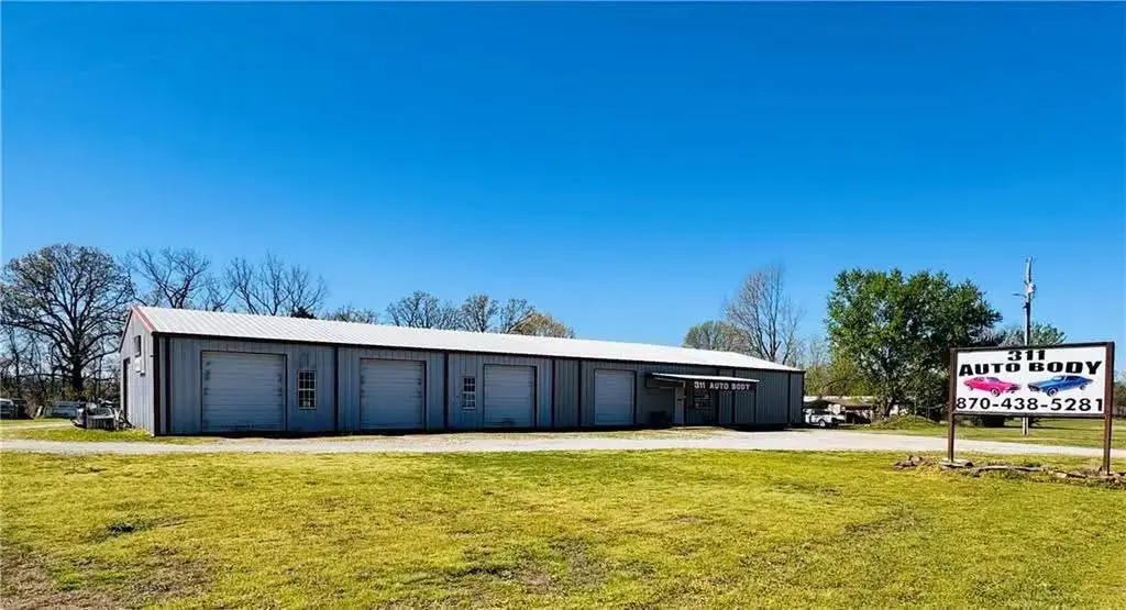 3705 Highway 311, Green Forest